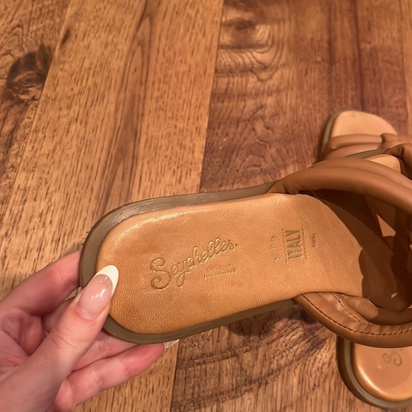 Seychelles Woman’s Brown Sandals Size 6 - Picture 5 of 6